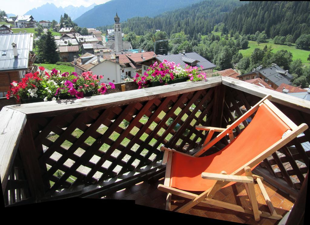 Hotel Corona Val di Zoldo Bagian luar foto