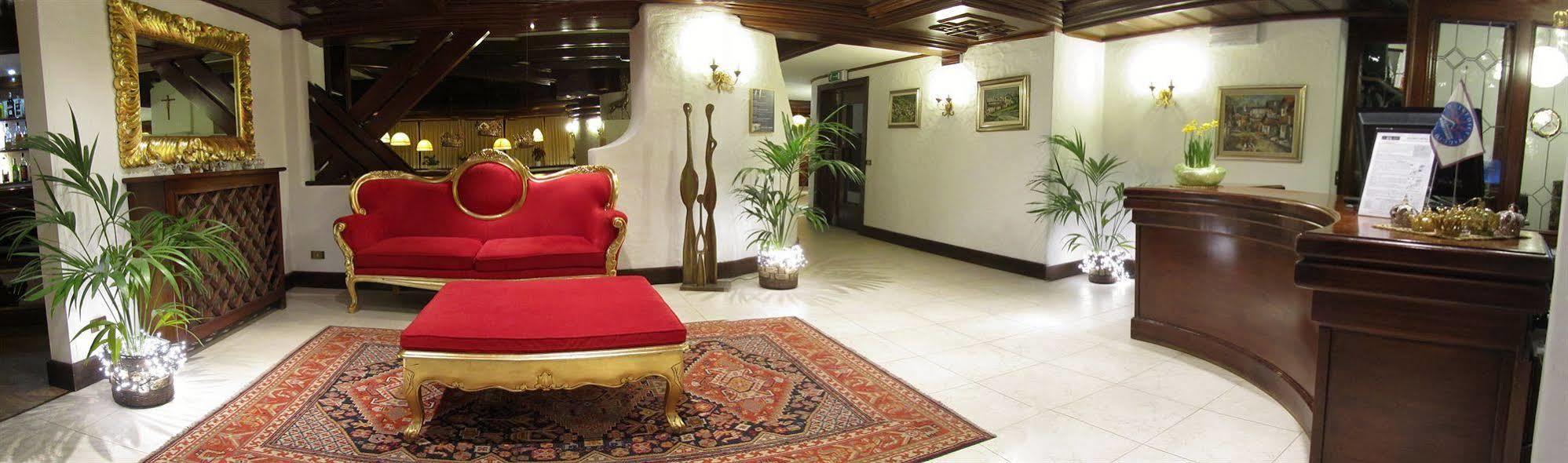 Hotel Corona Val di Zoldo Bagian luar foto