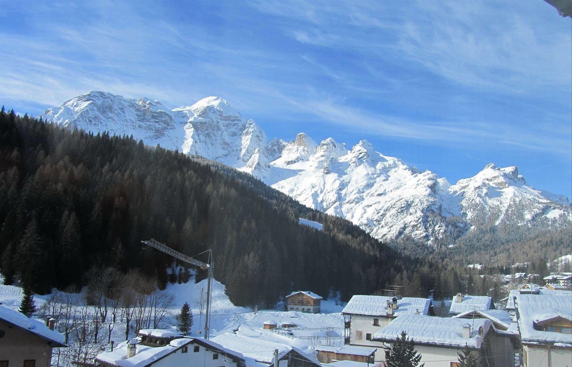 Hotel Corona Val di Zoldo Bagian luar foto